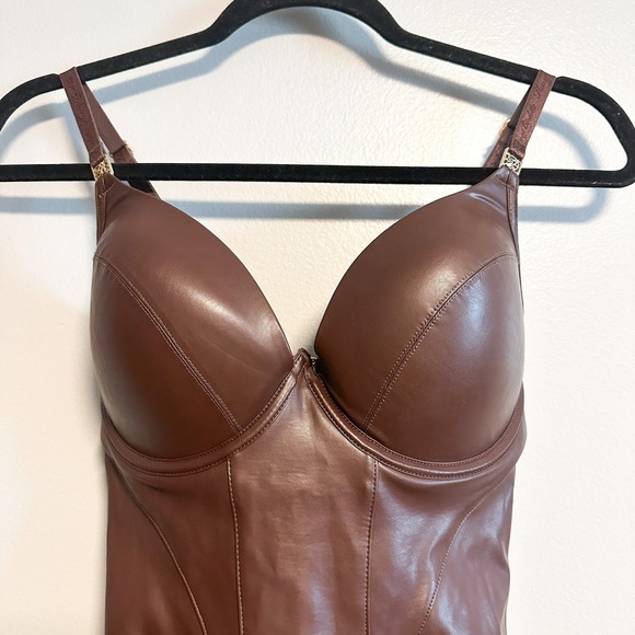 Honey Birdette Emily Deep Mahogany Faux Leather Dress NWT Size XS - Picture 8 of 16